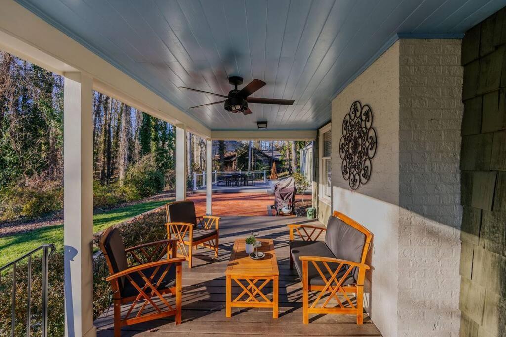 Artopia Retreat And Marys Gatehouse Greensboro Extérieur photo