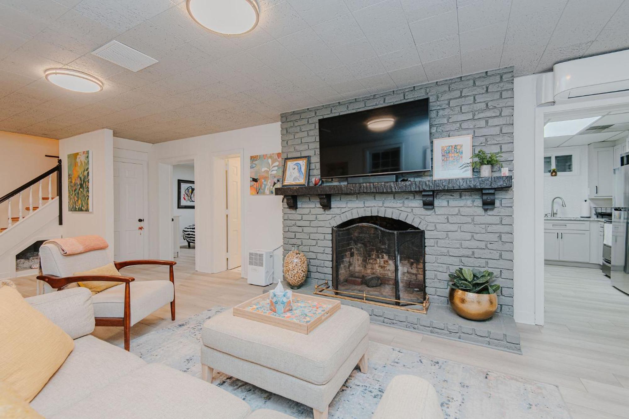 Artopia Retreat And Marys Gatehouse Greensboro Extérieur photo